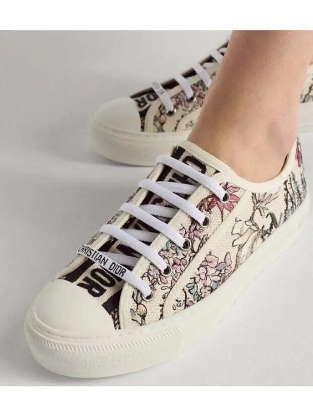 Dior Walk’N’Dior Sneakers(PLEASE REQUEST YOUR SIZE BEFORE PURCHASING)